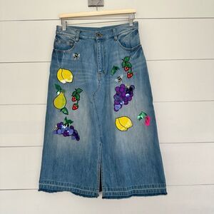 Muveil Women’s 40 Fruit Sequin Denim Skirt